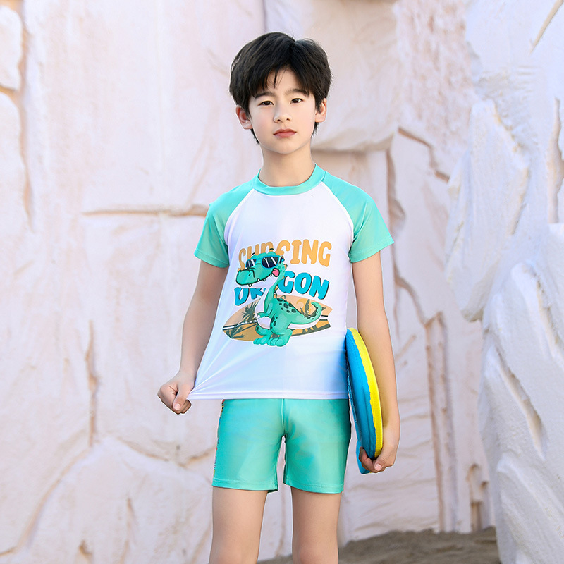 Dinosaurio verde pálido