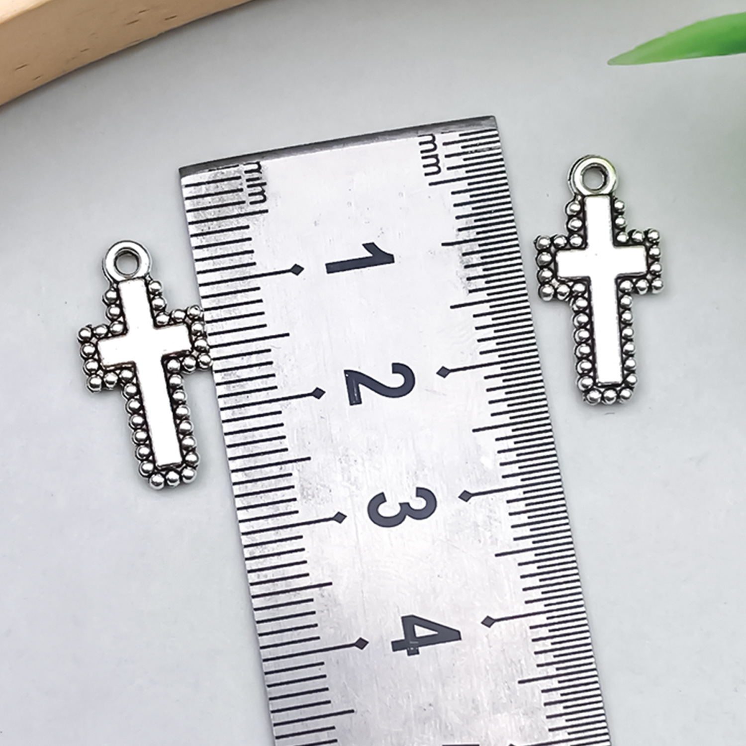 1 ancient silver cross 10x18mm-1.1g-11307
