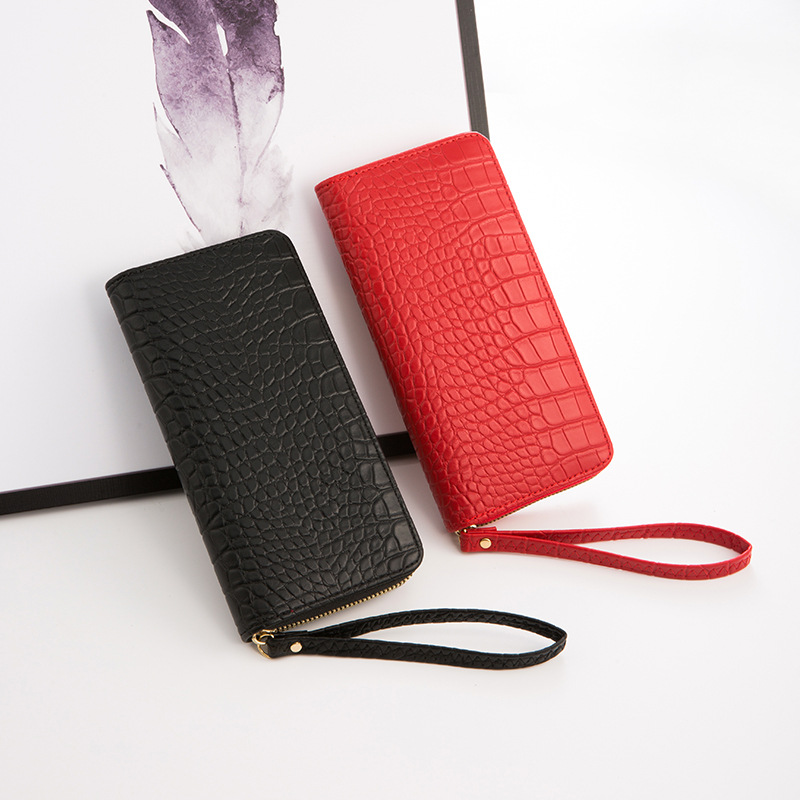 Wholesale New Ladies Long Wallet European And American Style Crocodile Pattern Wallet display picture 2
