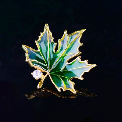 Elegant Mori Style Cute Enamel Yaxa sancaqları - green