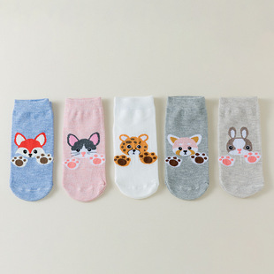 Cross-border socks women's new cute cartoon Korean version of animal handprint straight women's boat socks sweat-absorbent breathable socks wholesale