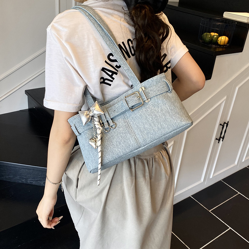Korean Denim Bag for Women 2025 New Niche Designer Fashion Trendy Armpit Bag Super Popular Shoulder Bag