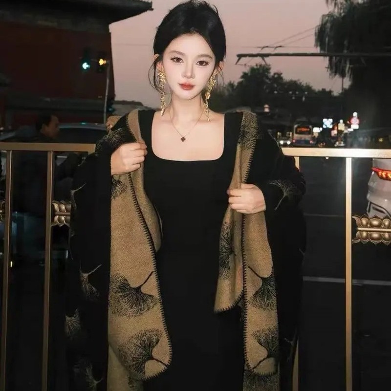 小众设计感开叉斗篷大披肩女秋冬空调房保暖双面针织高端披风外搭|undefined