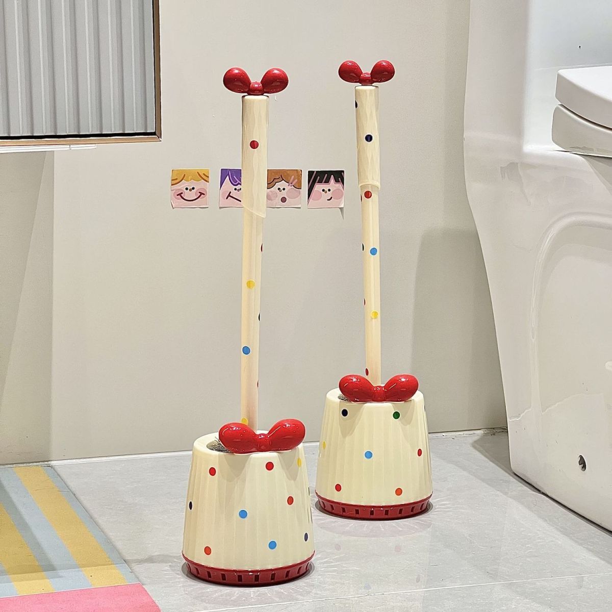 toque lindo punto de onda cepillo de inodoro doméstico mango largo con base cepillo de inodoro de esquina muerta conjunto de artefactos mágicos de limpieza de inodoro