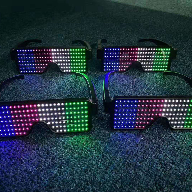 En stock fábrica LED gafas luminosas Pantalla dinámica gafas fiesta alegría props persianas gafas LED