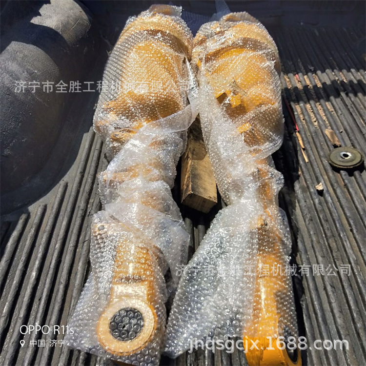 SD16推土机倾斜油缸总成 提升油缸总成 引导轮 支重轮