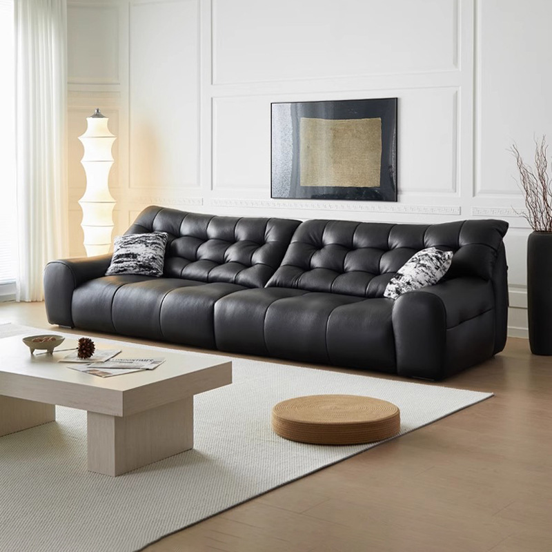 Gran sofá de oso negro capa superior piel de vaca apartamento pequeño sala de estar estilo italiano minimalista estilo antiguo sofá de cuero con respaldo alto negro