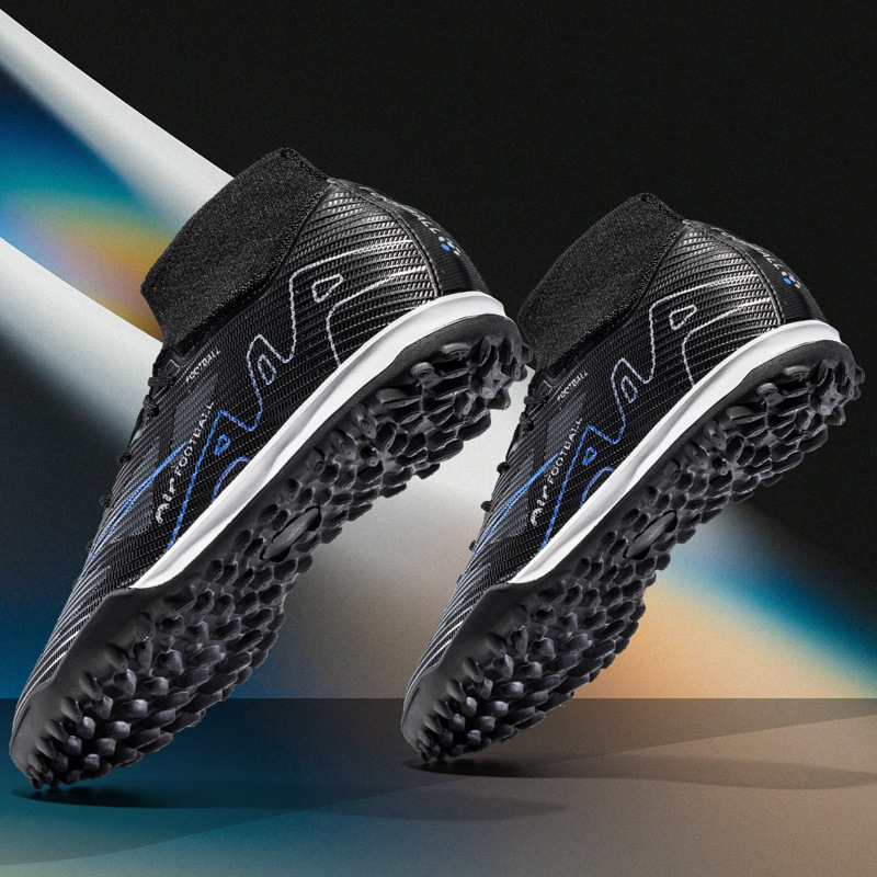 Copa del Mundo transfronteriza Cristiano Ronaldo Messi pinchó 15 zapatos de fútbol Putian estudiantes masculinos clavos largos zapatos deportivos de entrenamiento de competencia