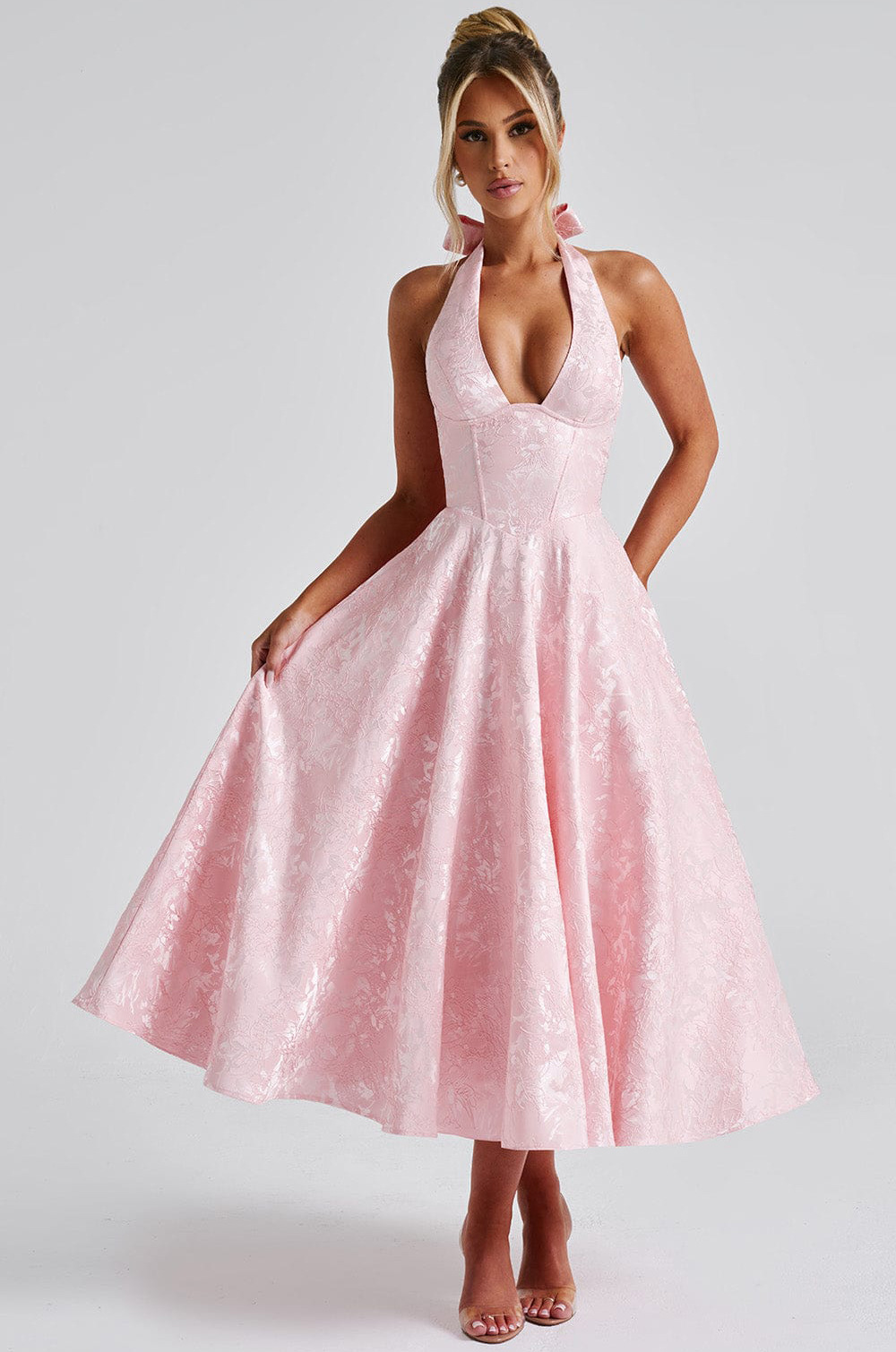 Elegant V-neck Backless Evening Dress For Summer Occasions_voghion.com