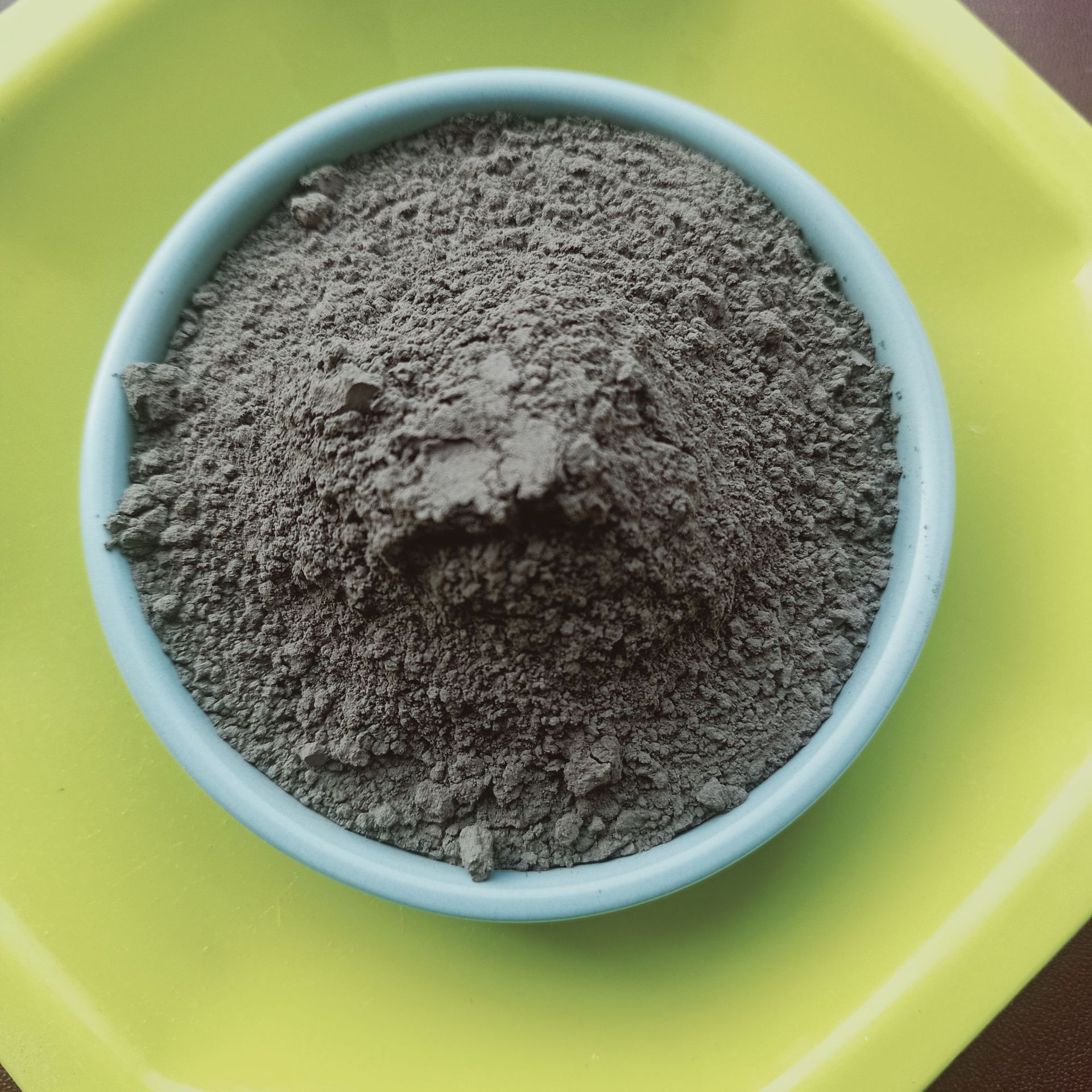 现货供应托玛琳粉 电气石原石颗粒 净水颗粒电气石球