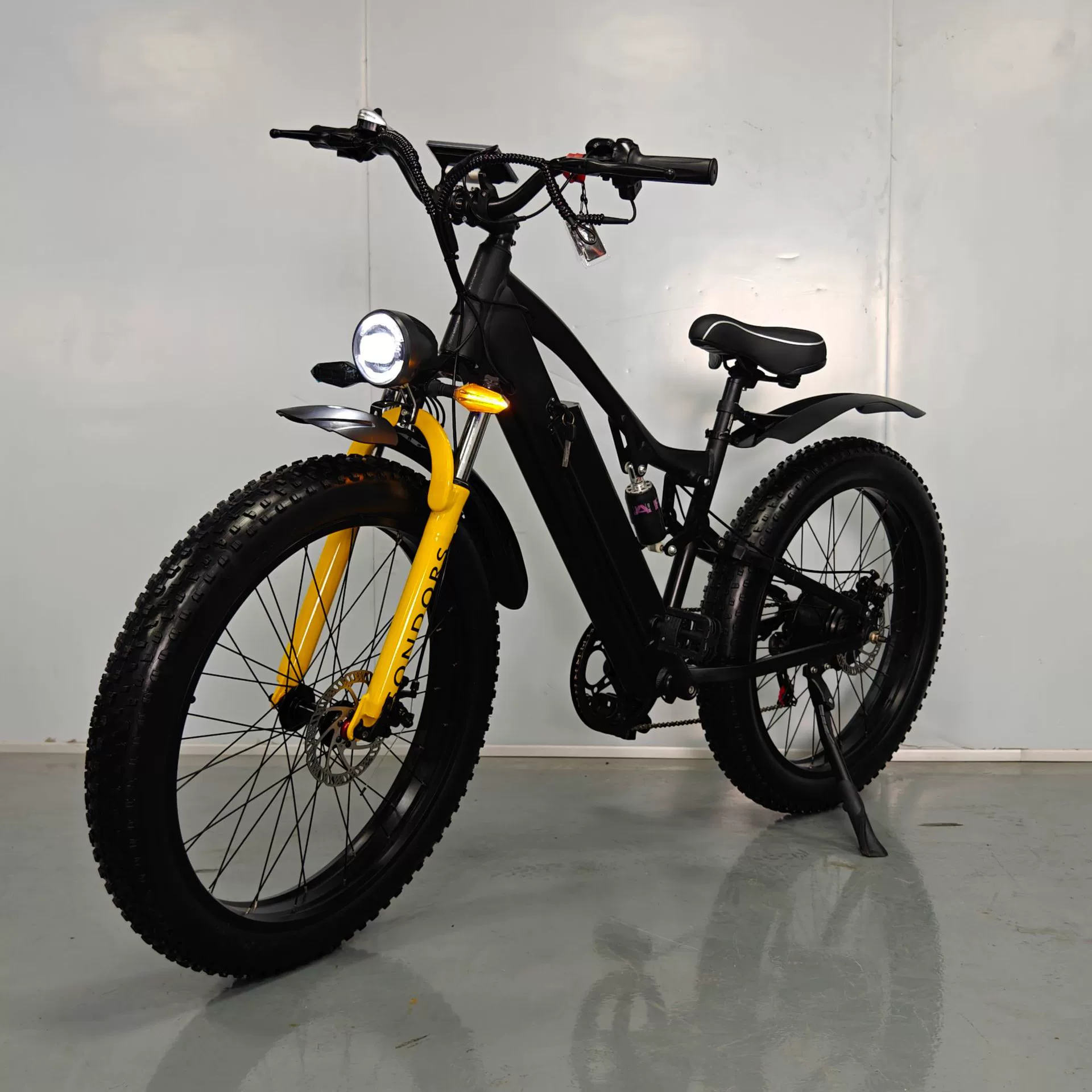 Электровелосипед X0 с электроприводом, 26-дюймовые шины шириной 4.0, мягкий ход, рама из алюминиевого сплава