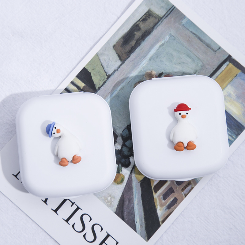 Cross-border Crooked Head Duck Contact Lens Box Portable Colored Contact Lens Box Simple Small Cute High-end Sense ins Girl Male