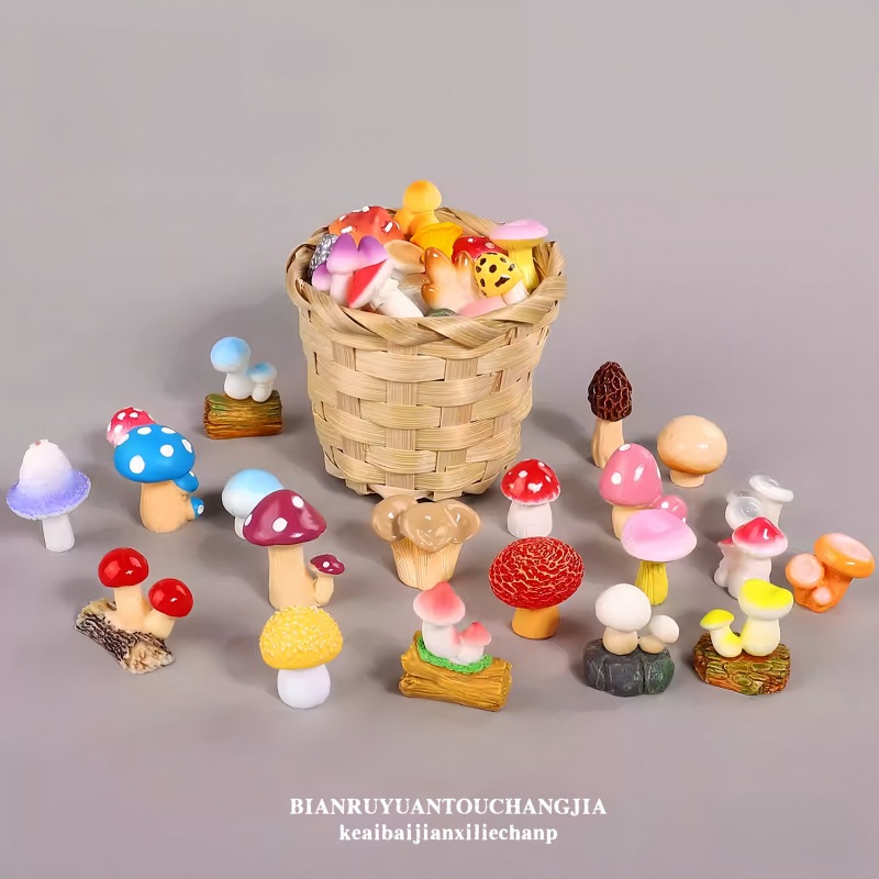 Adornos de hongos de simulación pastoral Escena creativa en miniatura Artesanía de resina de micro paisaje Fabricantes de adornos pequeños al por mayor