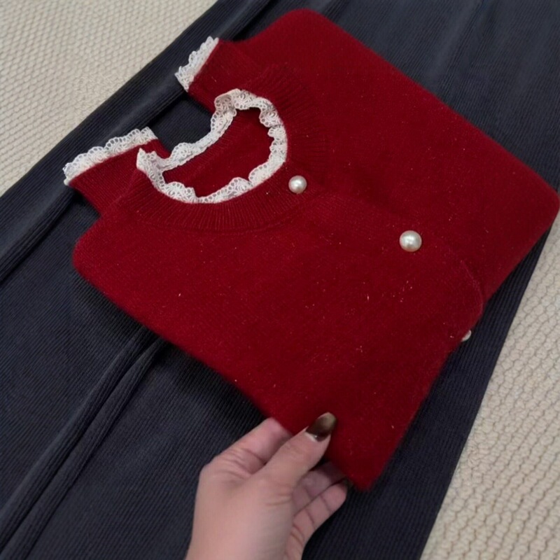 Korean-style lace spliced round-neck red knitted cardigan for women, 2026 winter, with pearl buttons, high-end feel top Korean-style lace spliced round-neck red knitted cardigan for women, 2026 winter, with pearl buttons, high-end feel top