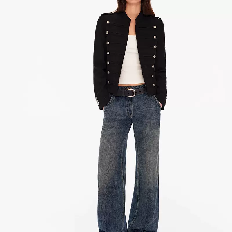 做货中 “拿破仑夹克”金属排扣短款立领修身外套2026春款时尚