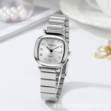 ����С�P�񹝎�Ůʿ�ֱ�С���߼��Еr�к��sɭϵ����ʯӢ��С����