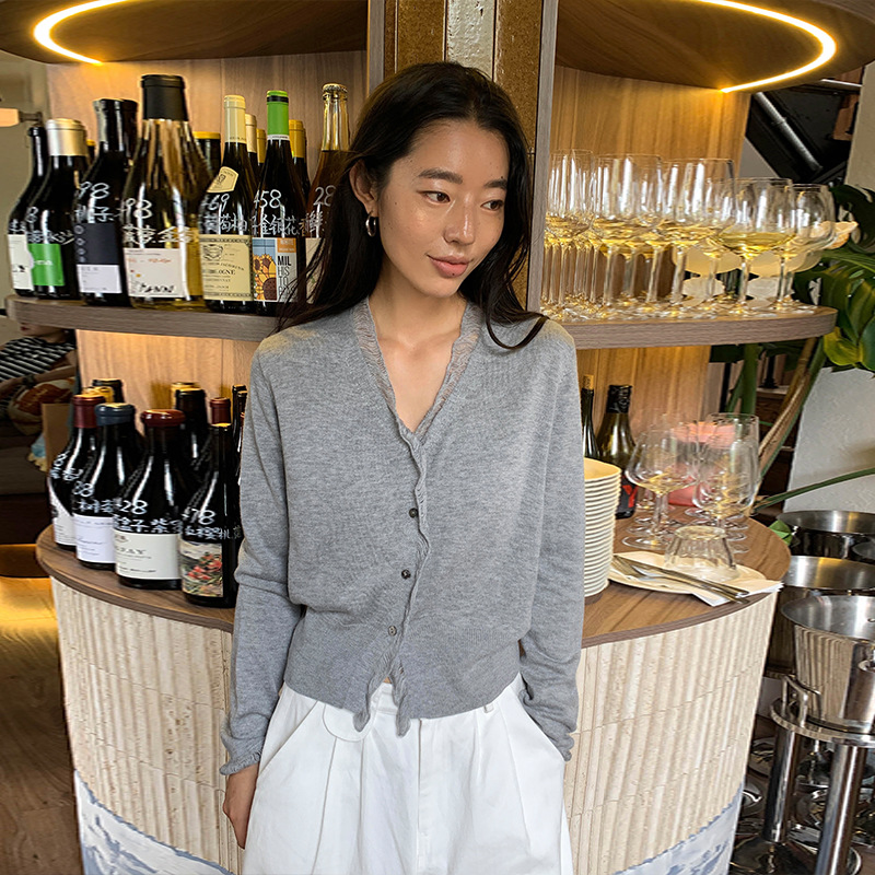 Moxi Thirteen Lines Women's Clothing 2026 Spring New Korean Style Lace V-Neck Knitted Cardigan Women's Long Sleeve Top Jacket