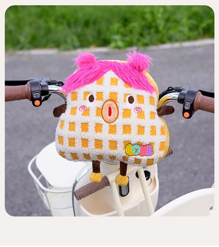 Cartoon Monster-Shaped Anti-Collision Pad for Electric Vehicles, Cute and Adorable, a Travel Essential for Protecting Baby's Head, Suitable for All Seasons
