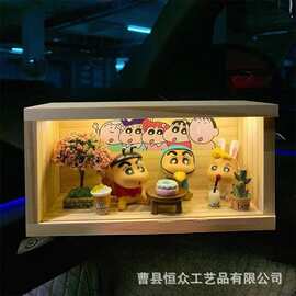 木制蜡笔小新手办生日礼物小夜灯节日礼品收纳盒模型摆件