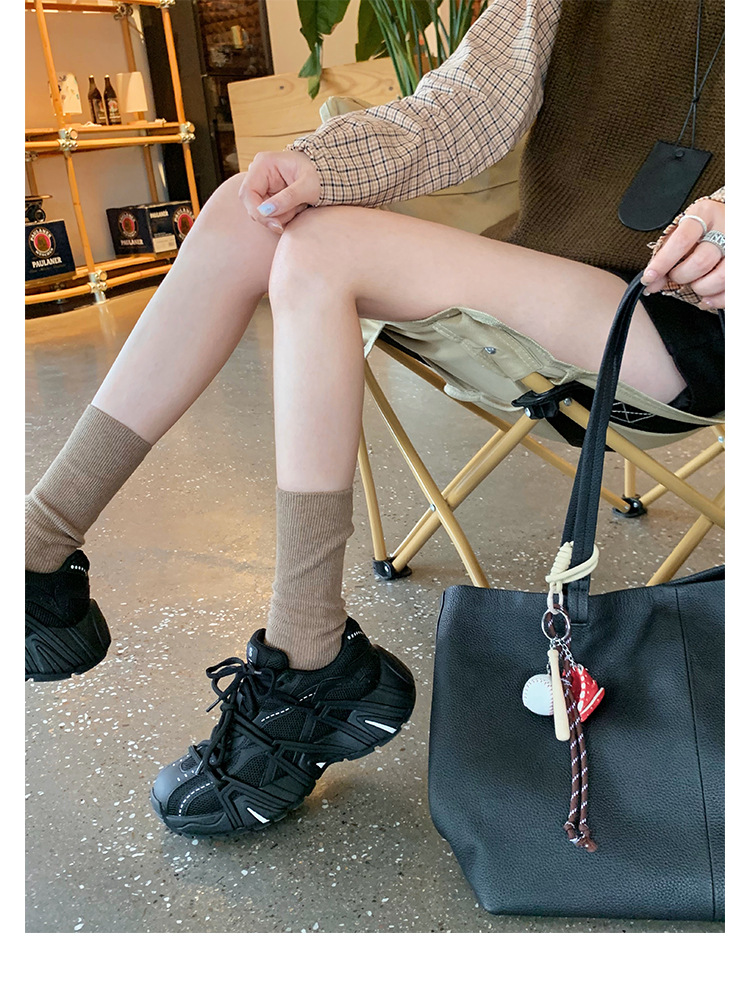 Versión de piel de oveja ~ estilo mesh empalme grueso aumento de suela zapatos deportivos casuales zapatos de papá zapatos muffin de cuero nuevo