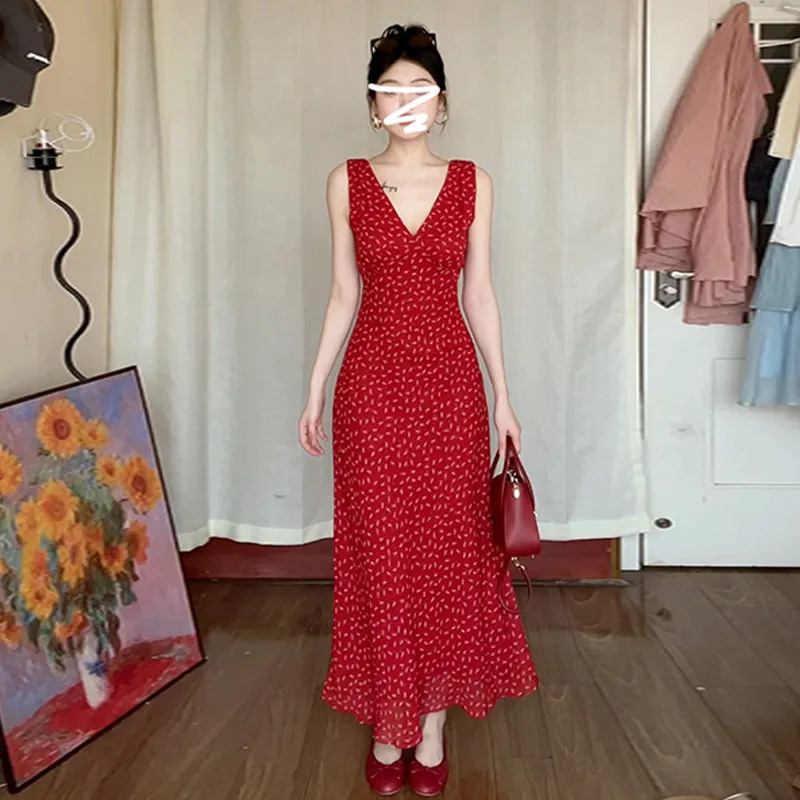 French-Style V-Neck Red Strap Polka Dot Dress for Women, Early Spring/Summer 2025 New Elegant Long Dress
