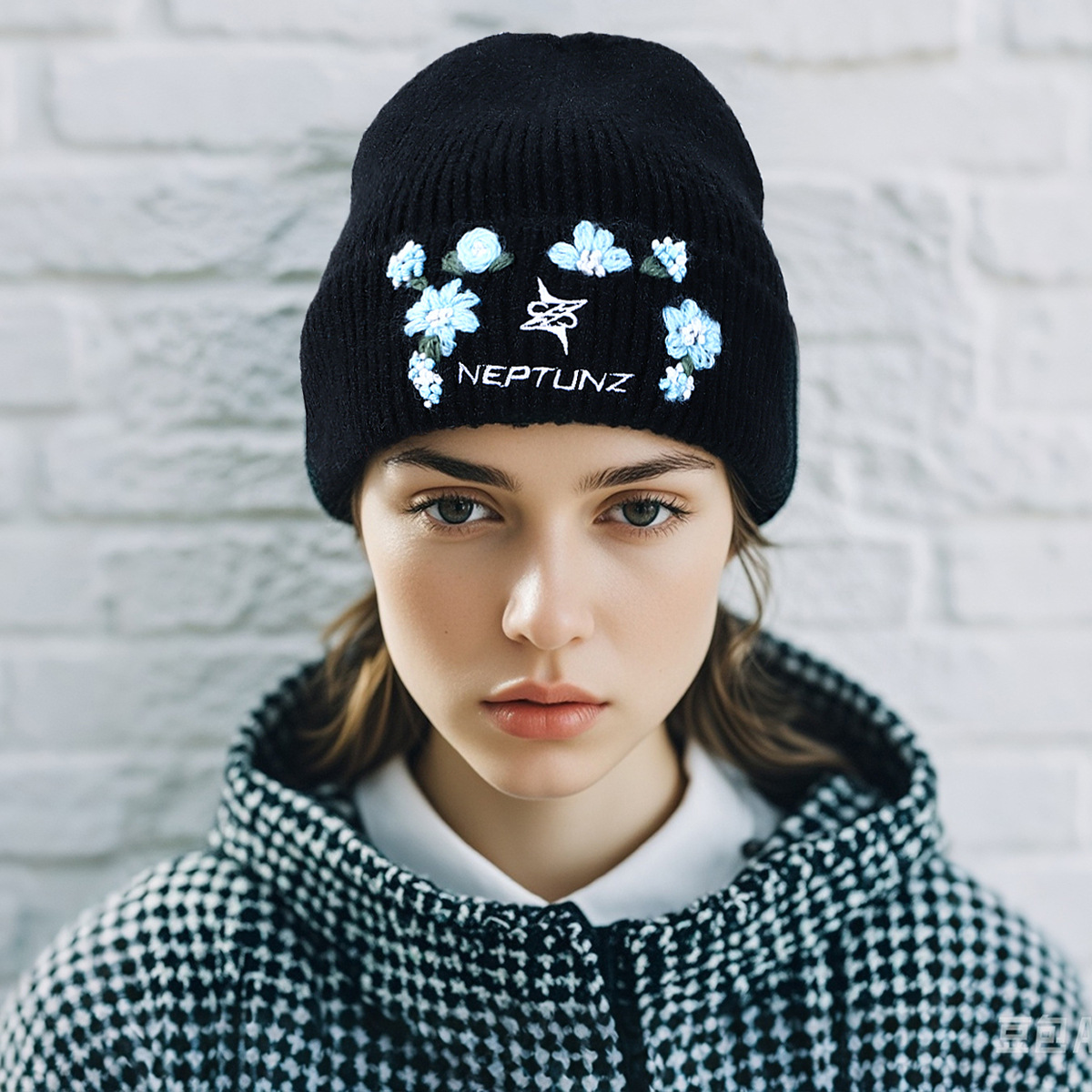 Cappello invernale caldo all'uncinetto, versatile, lavorato a maglia e ricamato a mano, da donna, autunno/inverno_voghion.com