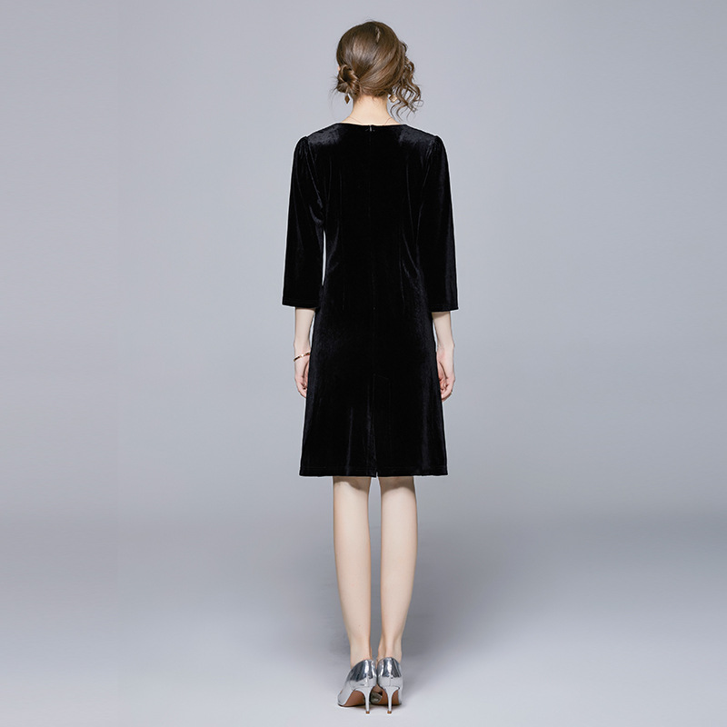 Demi-season retro dress