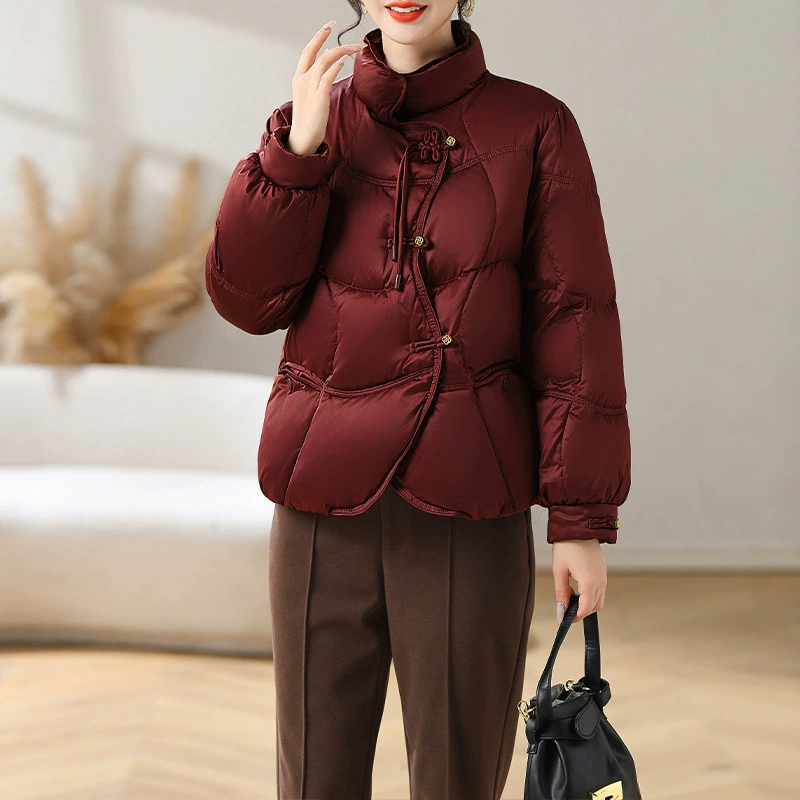 Зимняя одежда для мамы среднего возраста Тонкий модный пуховик 2024 новый иностранный стиль