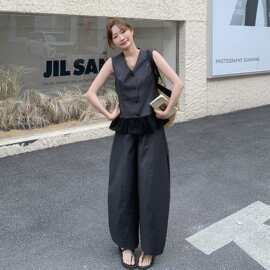 夏季新款灰色套装女V领荷叶边马甲阔腿裤休闲通勤两件套