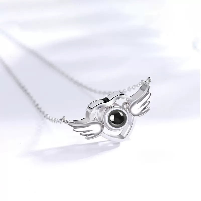 抖音同款爱的记忆100种语言我爱你天使之翼投影项链女ins不易掉色