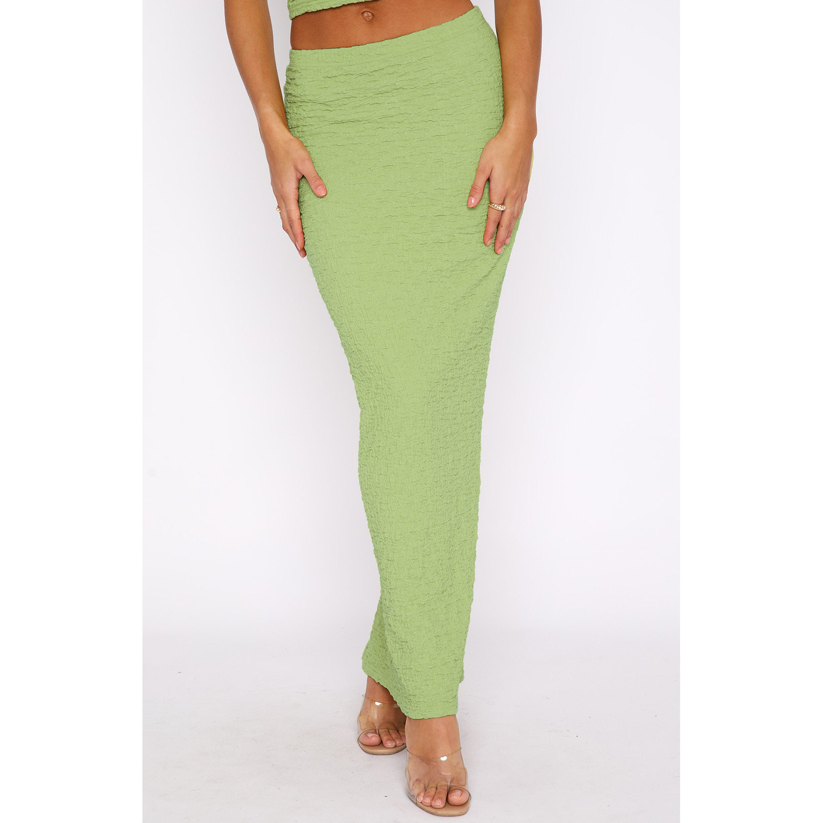 6710 草绿色模特图4.jpg