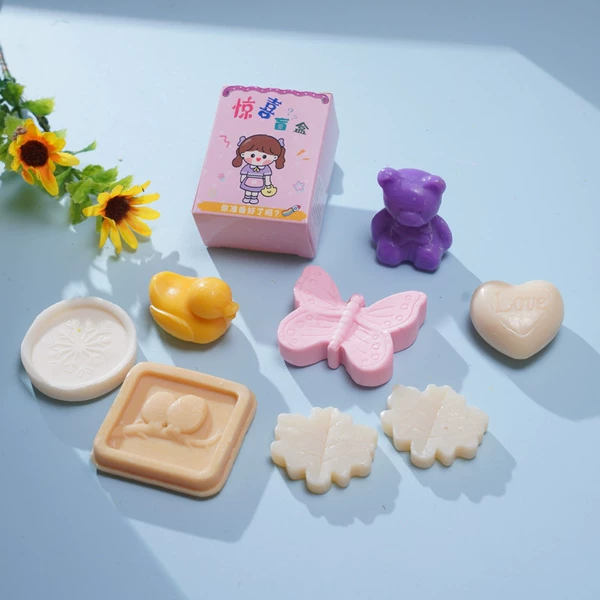 Fuchsia soap