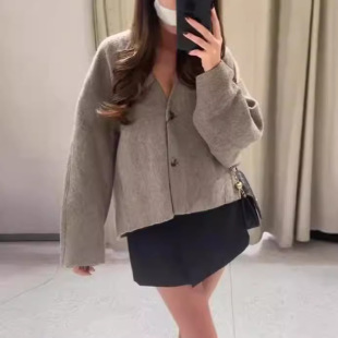 2024 Spring and Autumn Explosions Europe and the United States Cross-border in stock Street Fashion V-neck Jacket Short Woolen Jacket Elegant Commuter