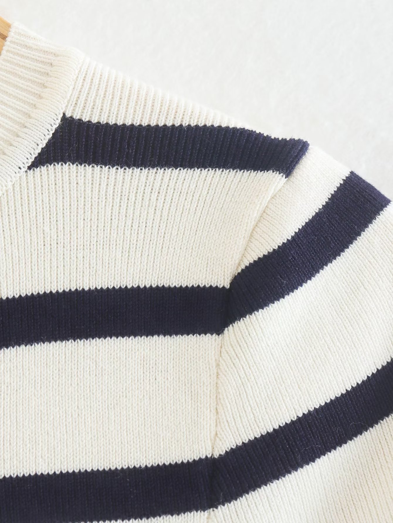 Women's T-shirt Half Sleeve Sweaters & Cardigans Streetwear Stripe display picture 6