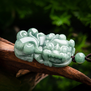 Natural A Jade Bean Green Ruyi Overlord Pixiu Bean Jade Pendant Ruishu Picchu Pendant Wholesale