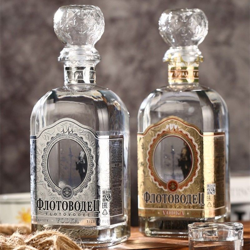 俄罗斯进口伏特加舰队司令玻璃瓶彼得大帝洋酒白酒500ml/40度