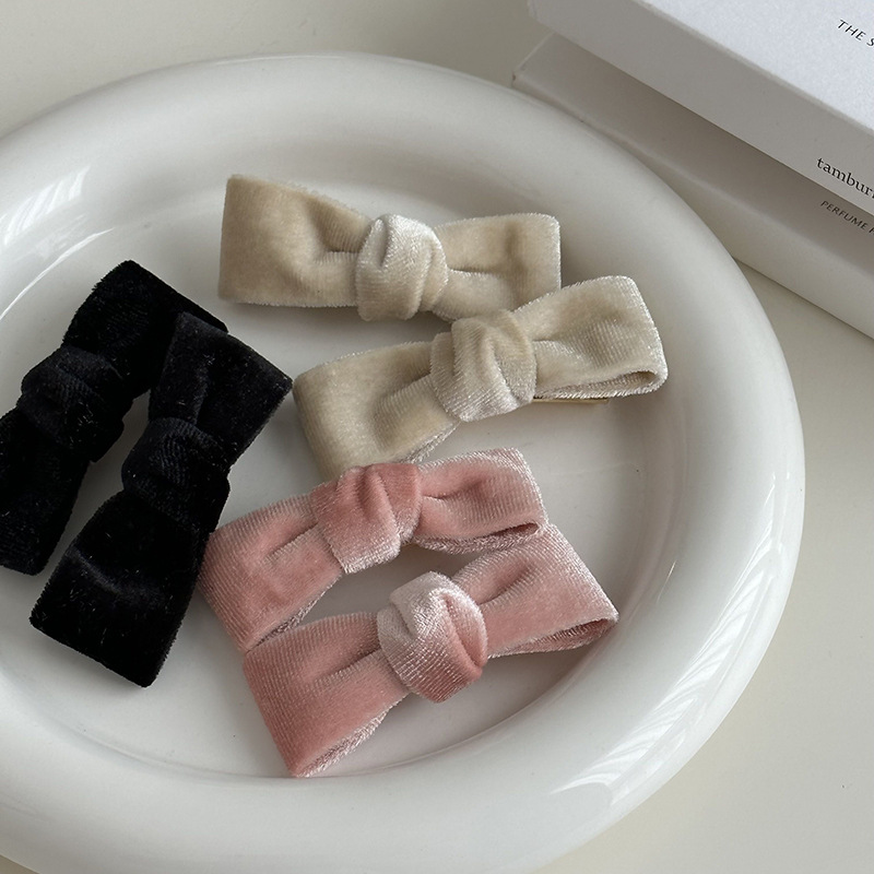 Fermaglio per capelli con fiocco in velluto stile francese_voghion.com