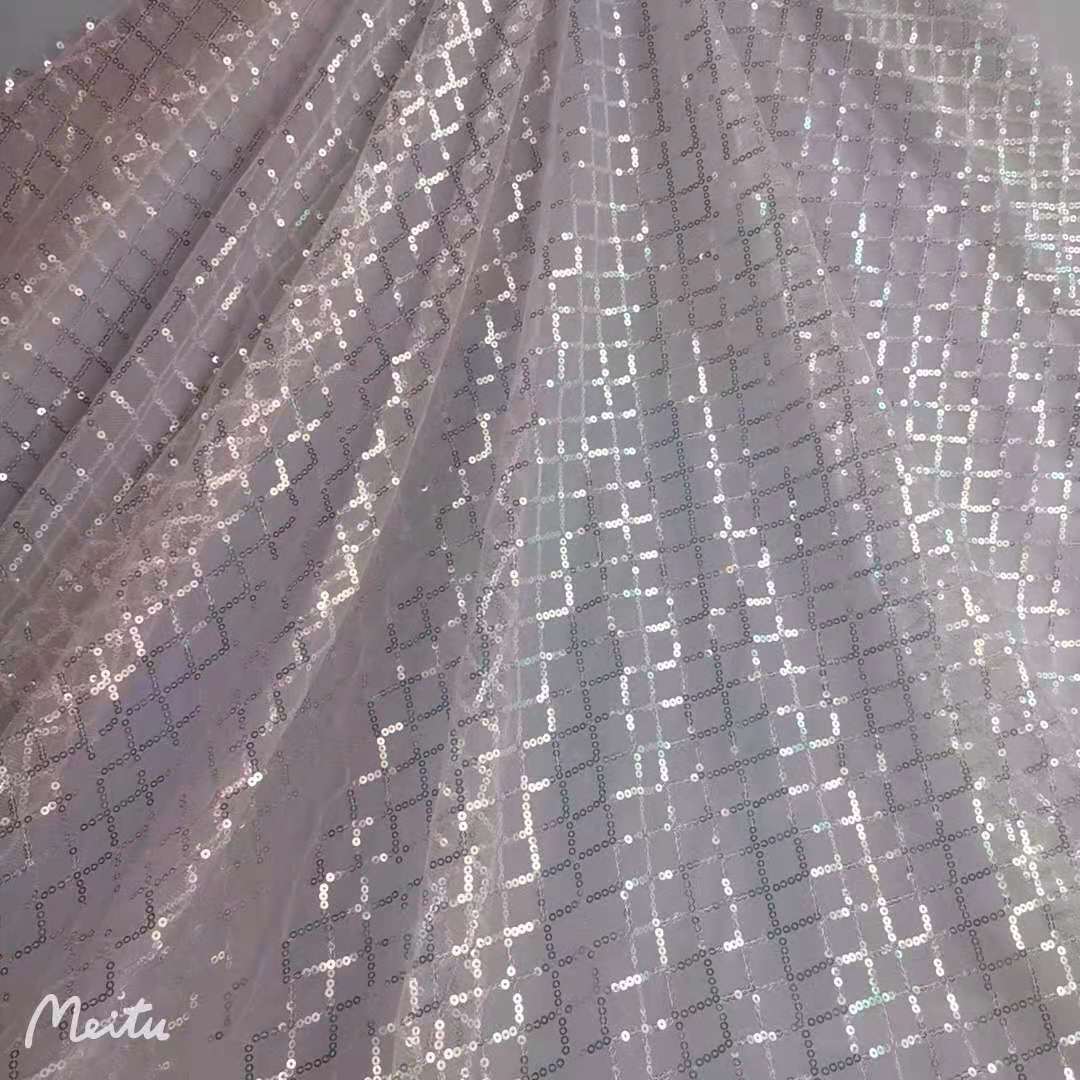 【现货供应】锦加强网2.2公分小菱形幻彩绣片 闪亮欧美风网纱面料