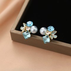 蓝色方糖水晶珍珠耳钉女法式复古风耳环2025年新款潮轻奢气质耳饰