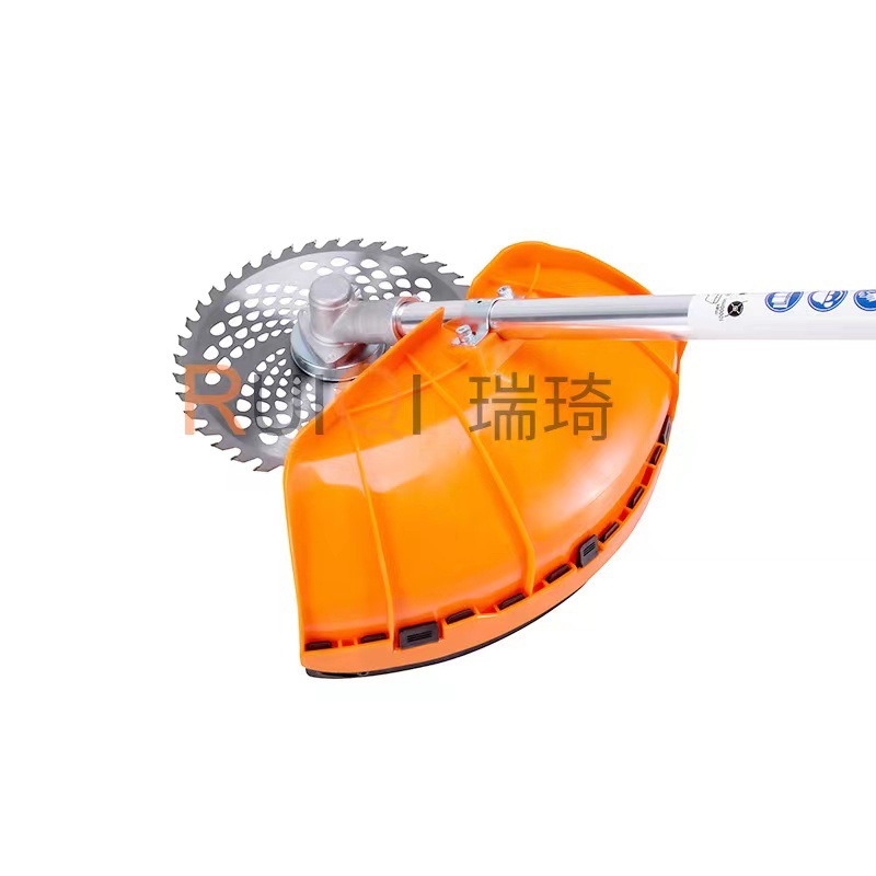 40e389cdd7bd4955454450756b7be8