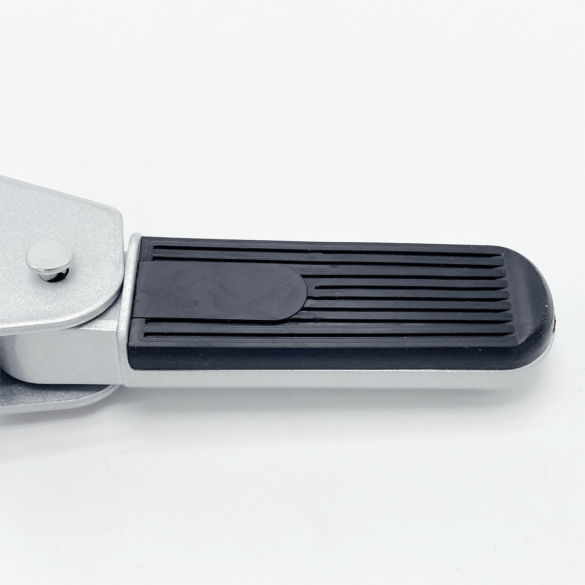 Suitable for Yadi Electric Vehicle Pedals Ouyi N1 Shangteng Dumbo Cool K Le Yuan Rear Footrest Pedal Rear Seat Pedal