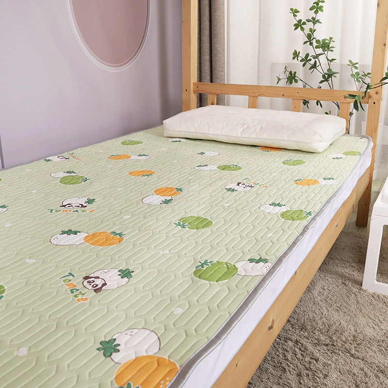 Silk foldable cartoon cooling mat for students, washable