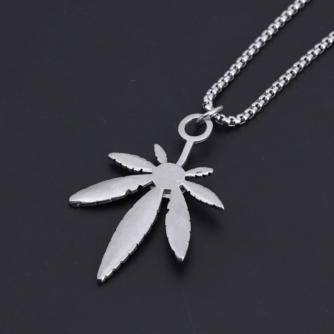 Neues Design personalisierte Punk Blatt Titan Edelstahl Halskette_voghion.com