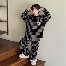 ��ͯ�b��ͯ��÷�q��ż�Ҿӷ��ӽq�Ӻ�2025�¿��д�ͯ�к�˯�¶��b