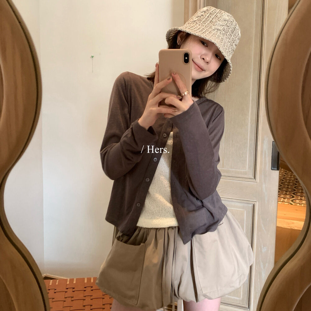 Áo khoác cardigan nữ dệt kim chống nắng cổ tròn tay dài phối màu cơ bản — Hồng sữa, Xám cacbon, màu đen, trắng ngà