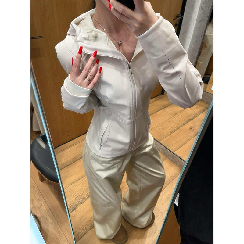 修身收腰软壳冲锋衣女春秋2025新款外套小个子登山运动防水上衣女|undefined