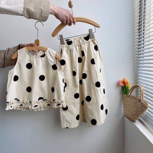 Girls suit summer 2024 new Korean style children's clothing baby girl fashionable children's polka dot vest shorts two-piece set