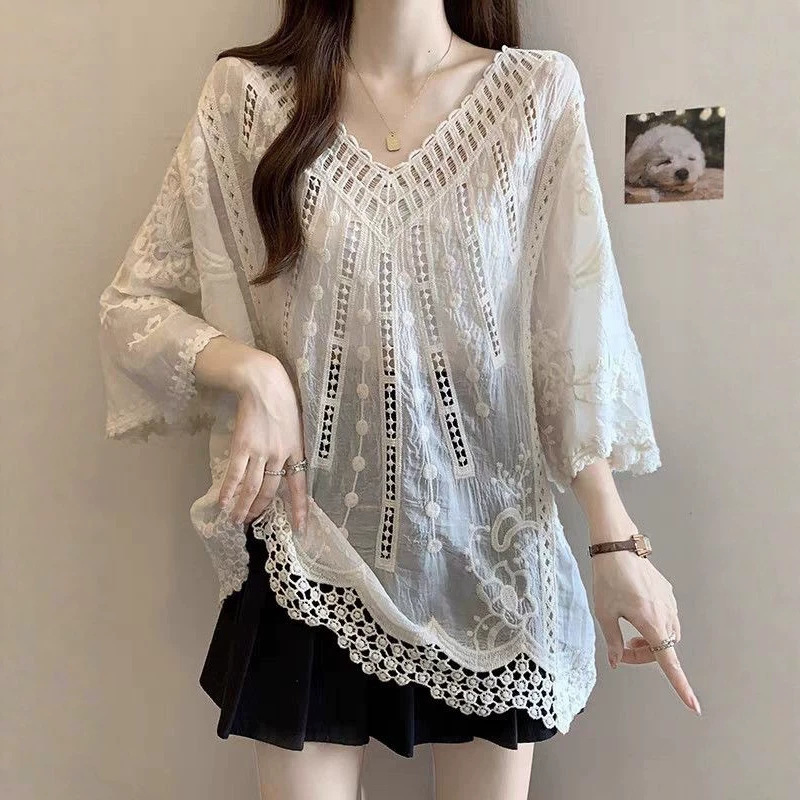 Trendy and Stylish Crochet Hollow-Out Batwing Sleeve Shirt for Women, Loose Fit, Slimming Bohemian Style Top Trendy and Stylish Crochet Hollow-Out Batwing Sleeve Shirt for Women, Loose Fit, Slimming Bohemian Style Top