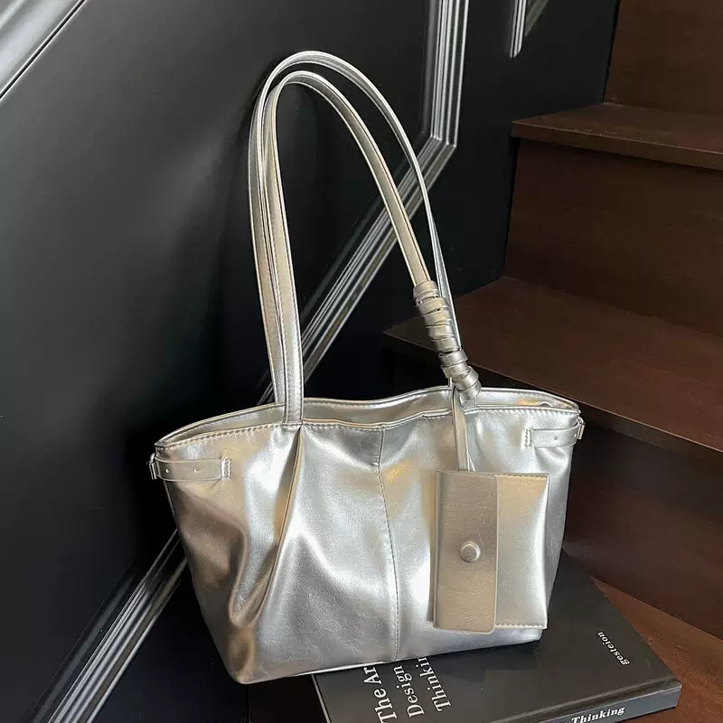 Capacious one-shoulder bag, shoulder bag, universal underarm bag