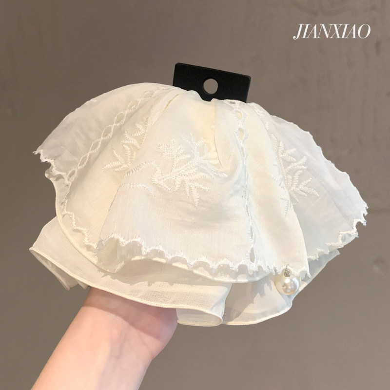 Korean Gentle Ins-Style Solid Color Embroidered Pattern Ponytail Clip, Sweet and Unique Durable Pearl Fluffy Hair Clip Korean Gentle Ins-Style Solid Color Embroidered Pattern Ponytail Clip, Sweet and Unique Durable Pearl Fluffy Hair Clip